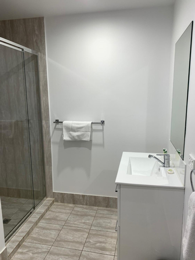 Bathroom 4