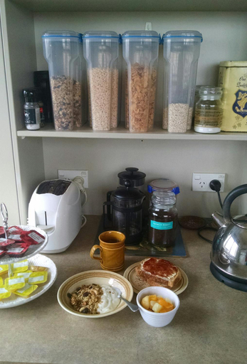 Food & Drinks, Kiwi Heritage Homestay, Waitakere