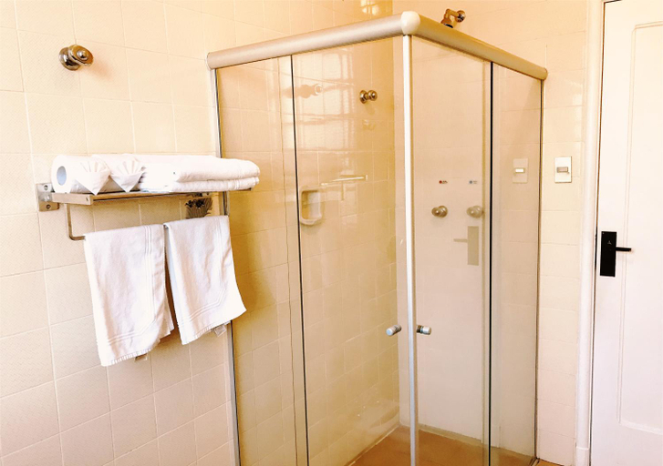 Bathroom 5, Hotel Monte Real, Águas de Lindóia