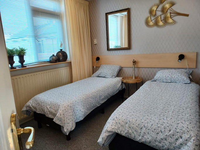 Others 4, Familie Postma B&B Anjum, Dongeradeel