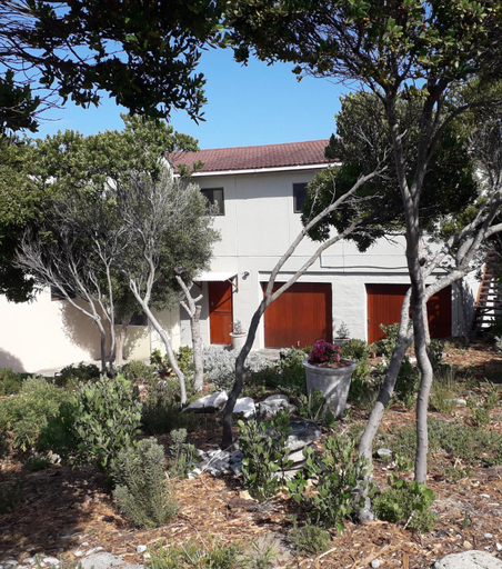Others 2, Eirene Place, Overberg