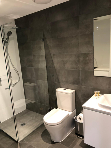 Bathroom 2, Quattro On Young, Newcastle - Inner City