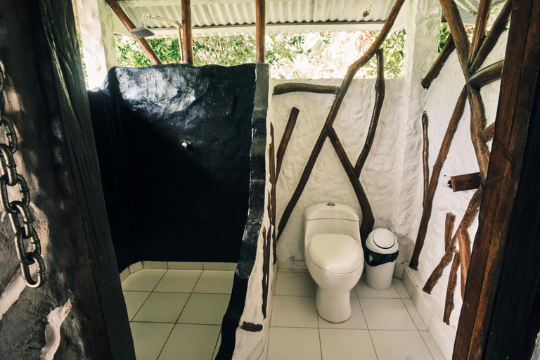 Bathroom 4, Maloka Napu-Ecodestinos, Puerto Nariño