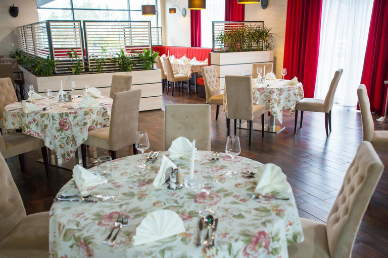 Food & Drinks 5, Hotel Avangarda, Ostrołęka