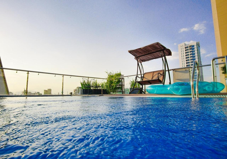 Swimming Pool 7