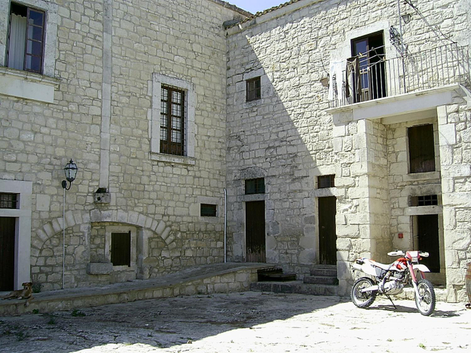 Others 2, Agriturismo Baglio Calanchi, Ragusa