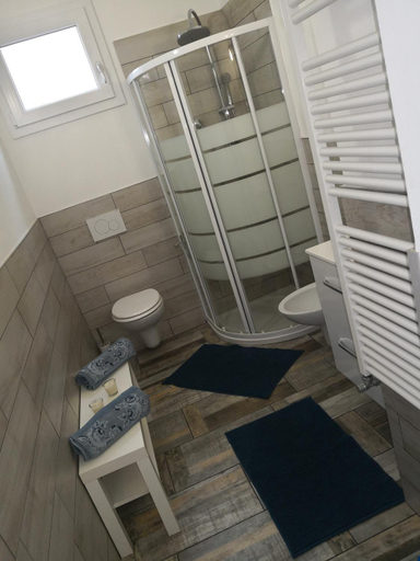Bathroom 3, B&B MANITO, Varese