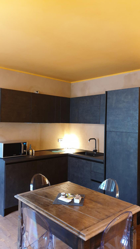 Dining Room 4