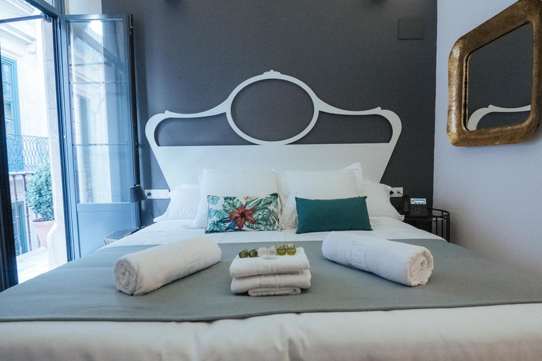 Bedroom 2, Hotel Boutique Alicante Palacete S.XVII Adults Only, Alicante