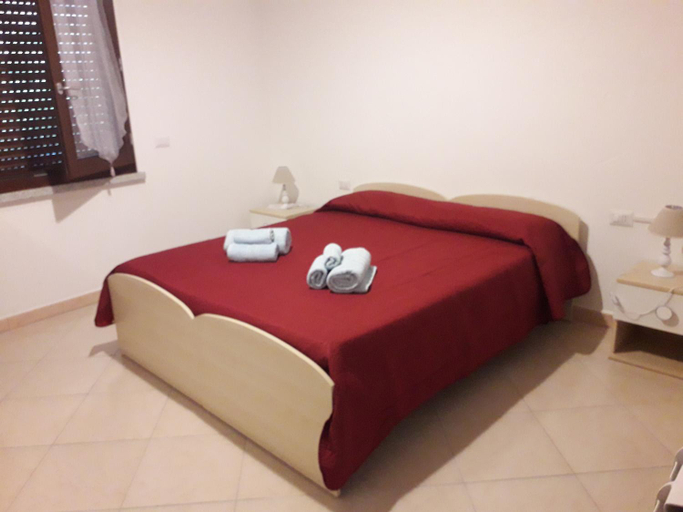 Others 5, Le rondini, Sassari