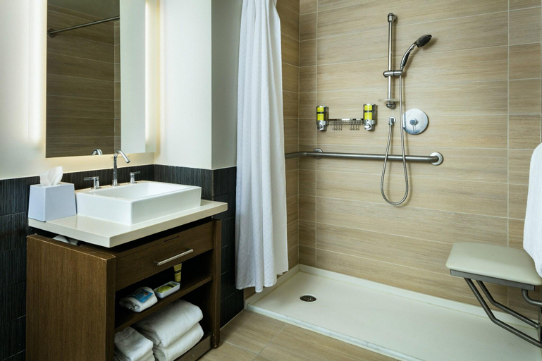 Bathroom 29