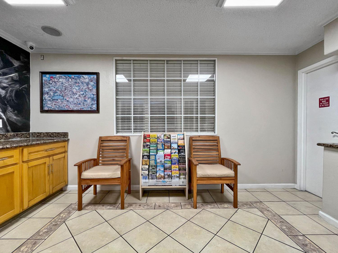 Public Area 3, Rodeo Lodge, Fresno