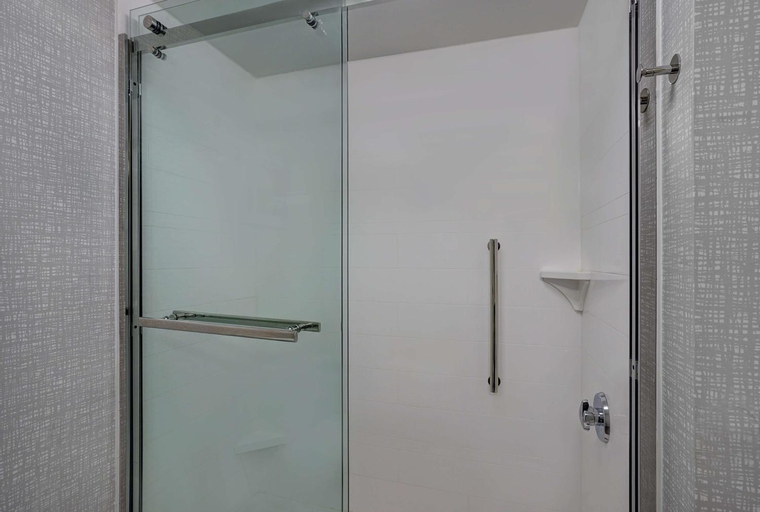 Bathroom 4