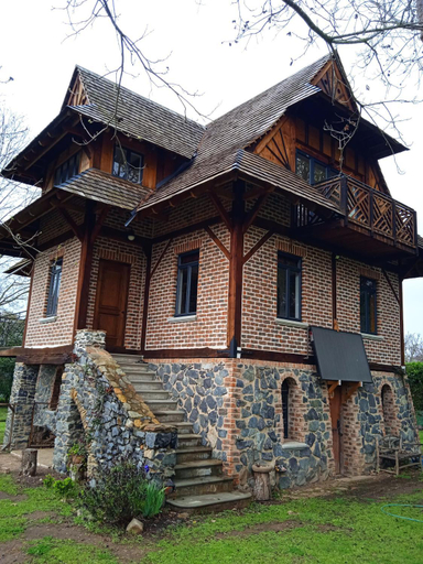 Others 3, Fleur Bleue & The Timber Frame, Eden