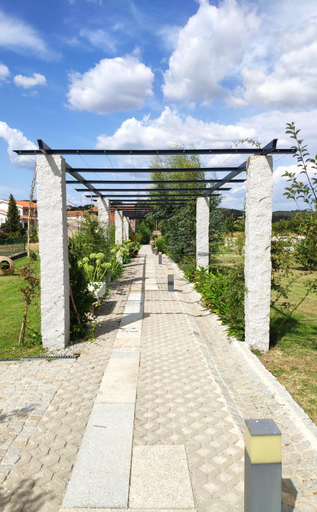 Others 2, Solar de Maceira, Seia