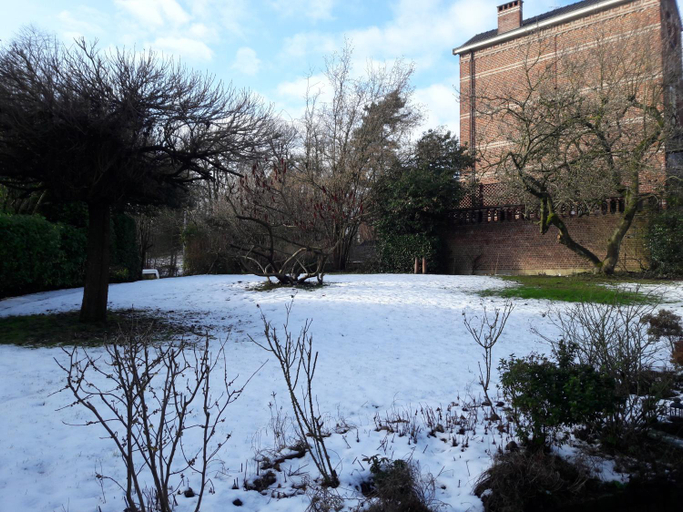 Others 3, Un grand jardin en ville. Chez Guy, Bruxelles