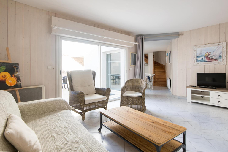 Others 3, Maison Marceane, Charente-Maritime