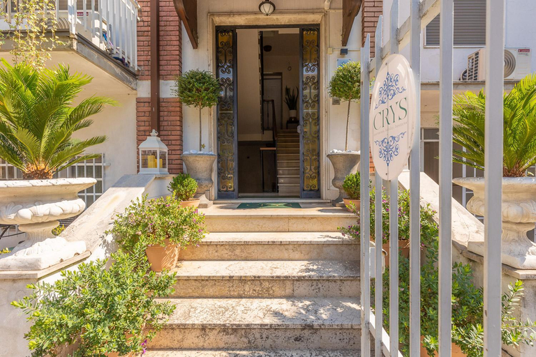 Others 5, CRYS: Rooms, Holiday, Business, Verona