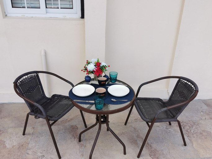 Others 3, flamboyantvilla