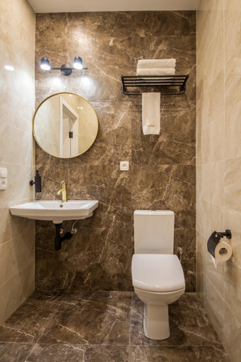 Bathroom 2, DayFlat Apartments Olimpiyska Area, Holosiïvs'kyi