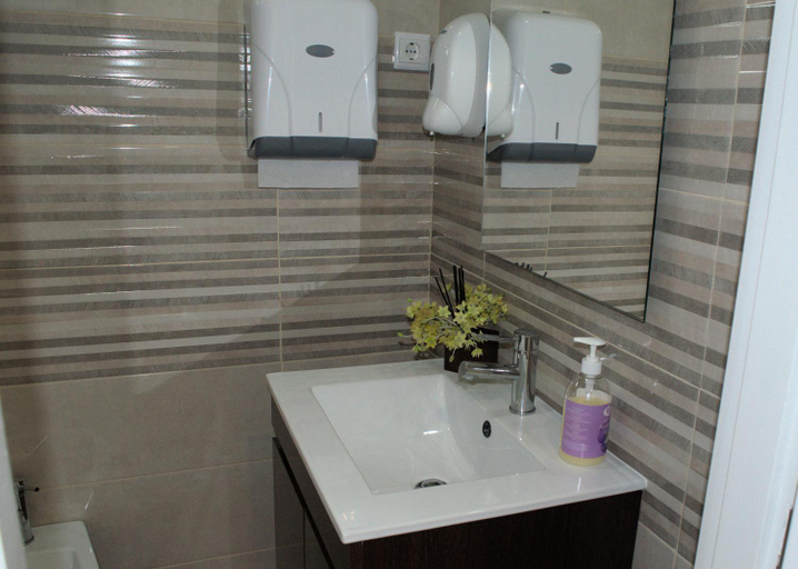 Bathroom 4, Quinta dos Lagos, Marco de Canaveses