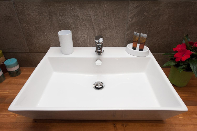 Bathroom 4, Anita Village, Ionian Islands