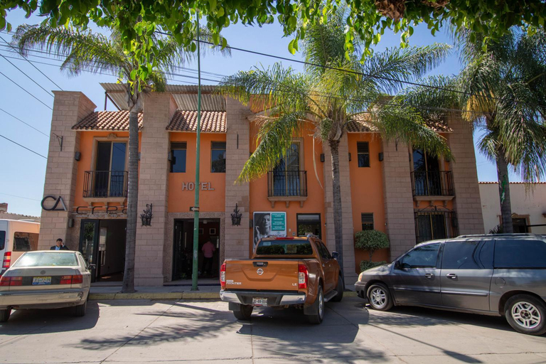 Exterior & Views