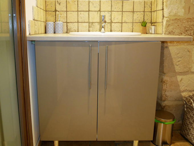 Bathroom 3, Le Travertin, Vaucluse