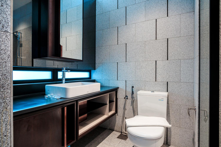 Bathroom 29