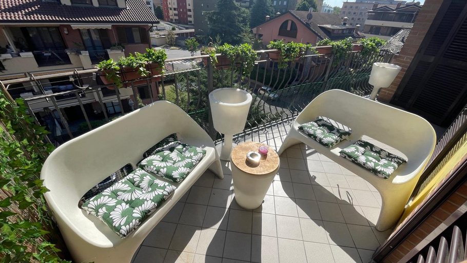Exterior & Views 3, DeHomes - Relax & Business Apartments, Milano