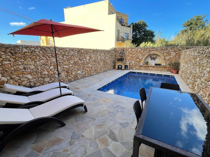 Others 5, Gilju B&B