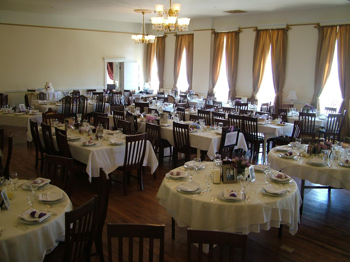 Food & Drinks 4, Martin & Mason Hotel, Lawrence