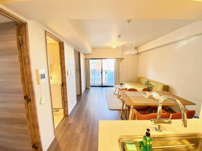 Others 3, Akasaka Residence, Minato