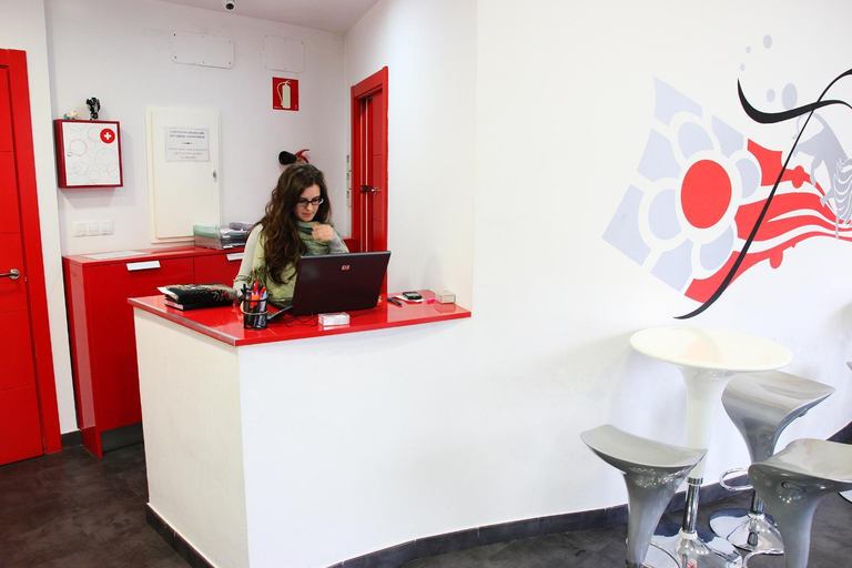 Public Area, Botxo Gallery - Youth Hostel Bilbao, Vizcaya