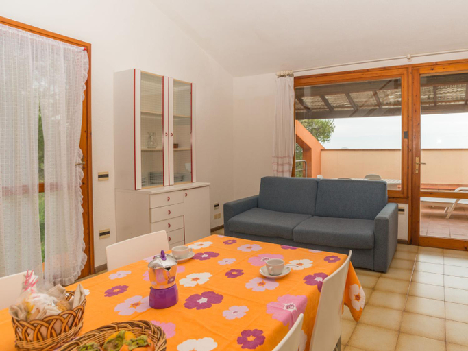 Bedroom 2, Holiday Home Residence Delphino - REI250 by Interhome, Cagliari