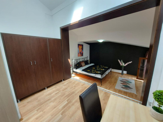Others 5, Happy Accomodation, Municipiul Bucuresti