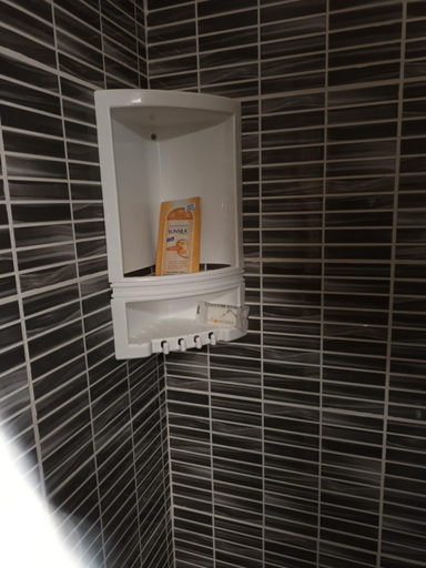 Bathroom 3, levante rooms, Cosenza