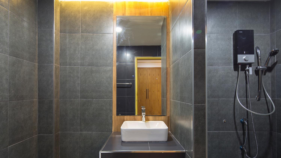 Bathroom 4, ARAYA HOTEL, Muang Uttaradit