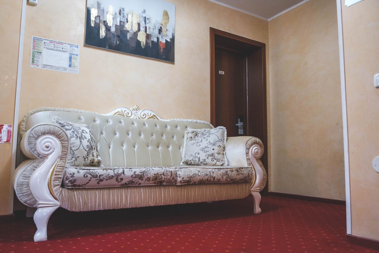 Others 5, Artemis Villa, Brasov