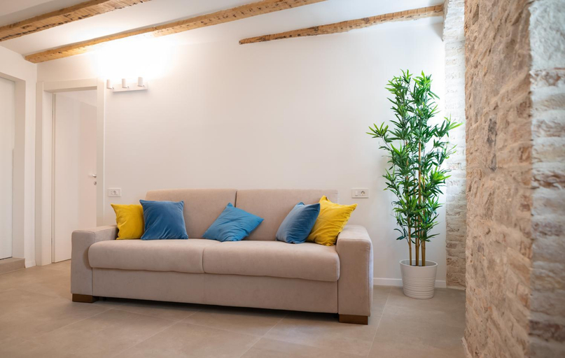 Others 5, Vitelli Apartments and Rooms, Split