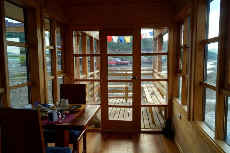 Others 3, Hostal Palafito Waiwen, Chiloé