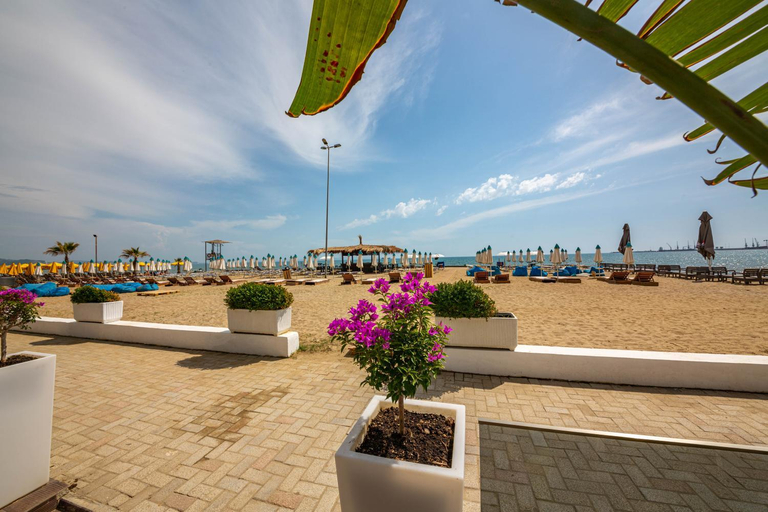 Others 3, Hotel Zen, Durrësit