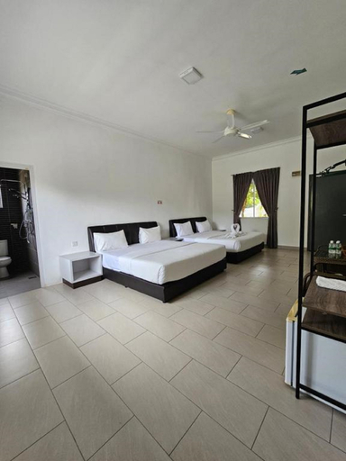 Bedroom 3, Lilla Summer Retreat @ Bentong, Bentong