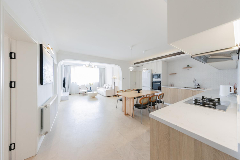 Dining Room 12