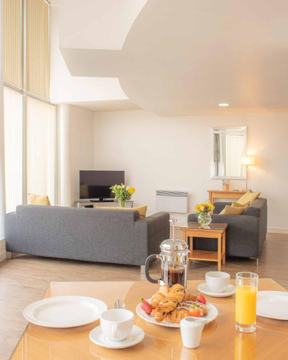 Others 5, PREMIER SUITES Liverpool, Sefton