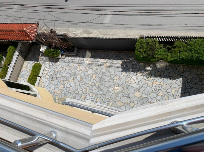 Others 4, Marconi Apartments, Durrësit