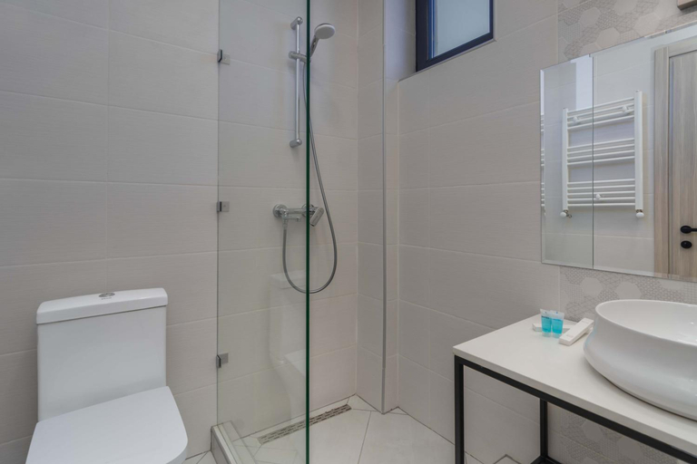 Shower 3, Hotel Alexandria, Mtskheta