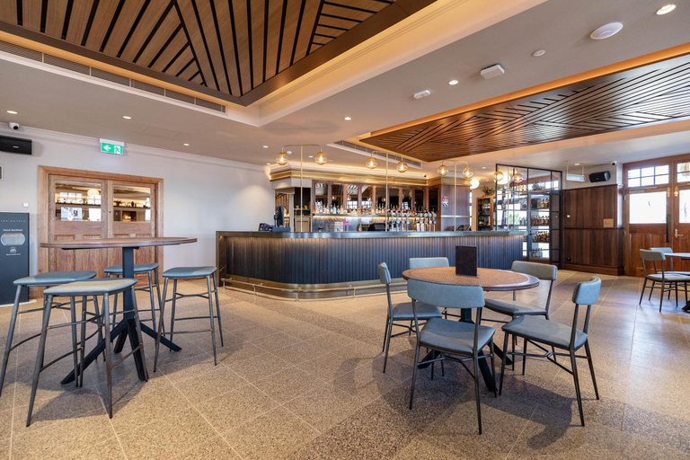 Food & Drinks 4, General Gordon Hotel, Sydney