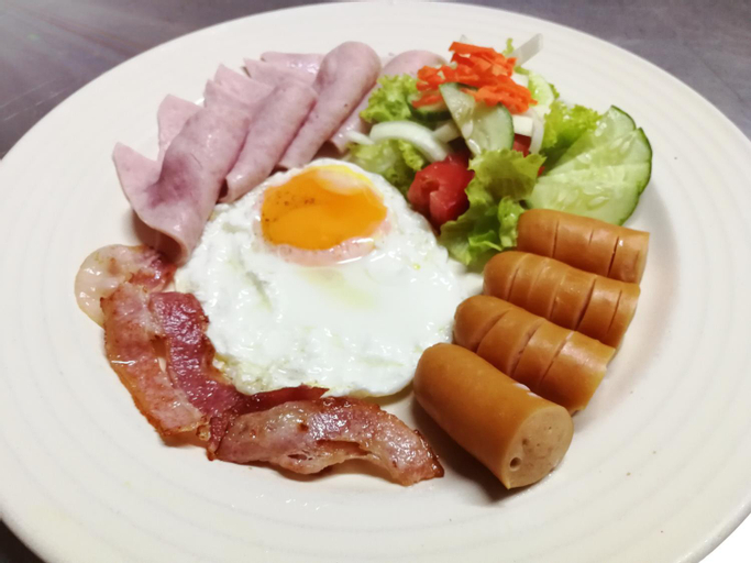 Food & Drinks 5, Room58 - Hostel, Khlong San