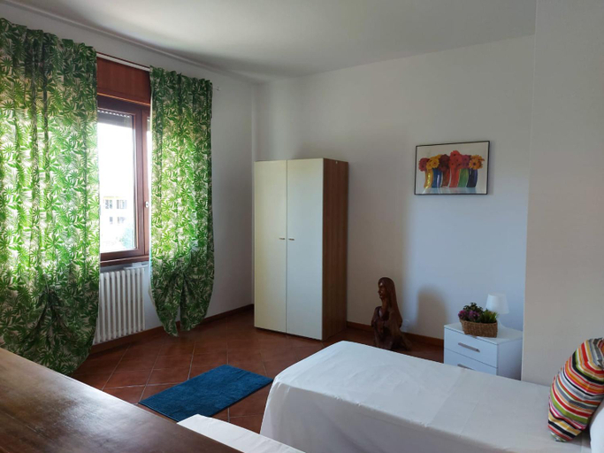 Bedroom 2, Bnbook Casa dei Peschi - Lago di Monate, Varese
